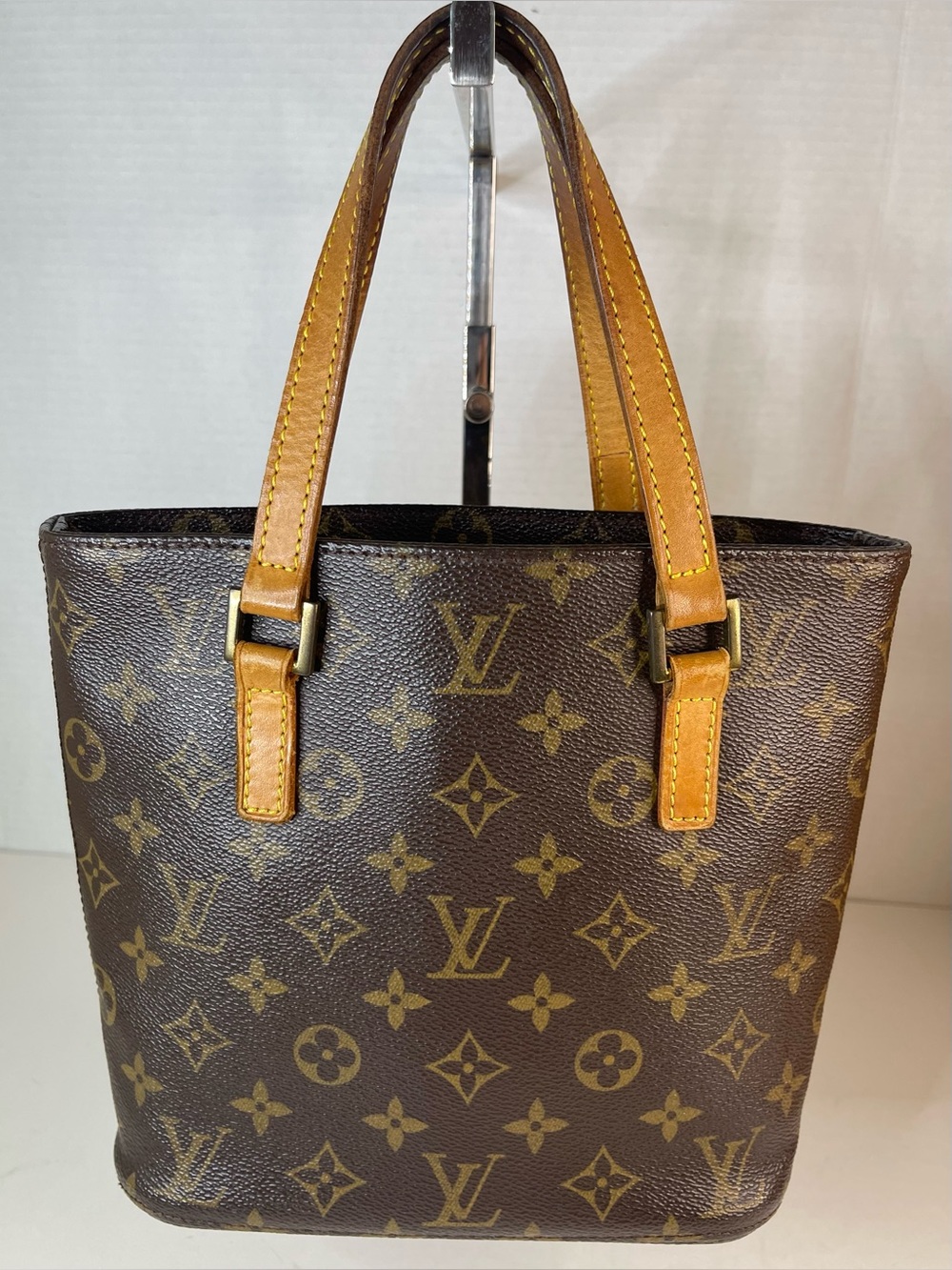 Louis Vuitton Vavin PM handbag  With Shopping Bag